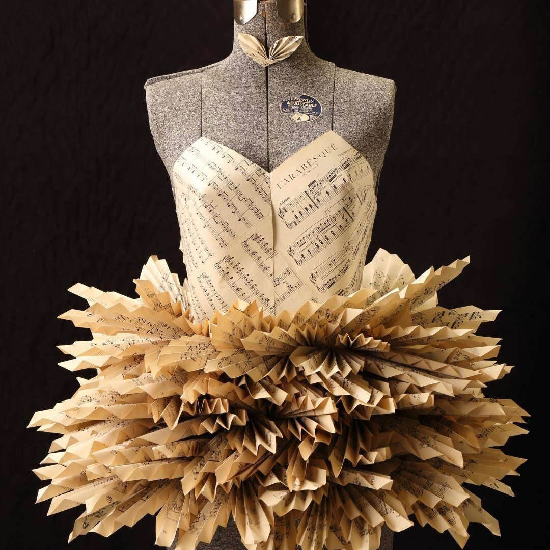 Deborah Carter: Wearable Art